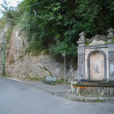 La fontana de li Papi-2